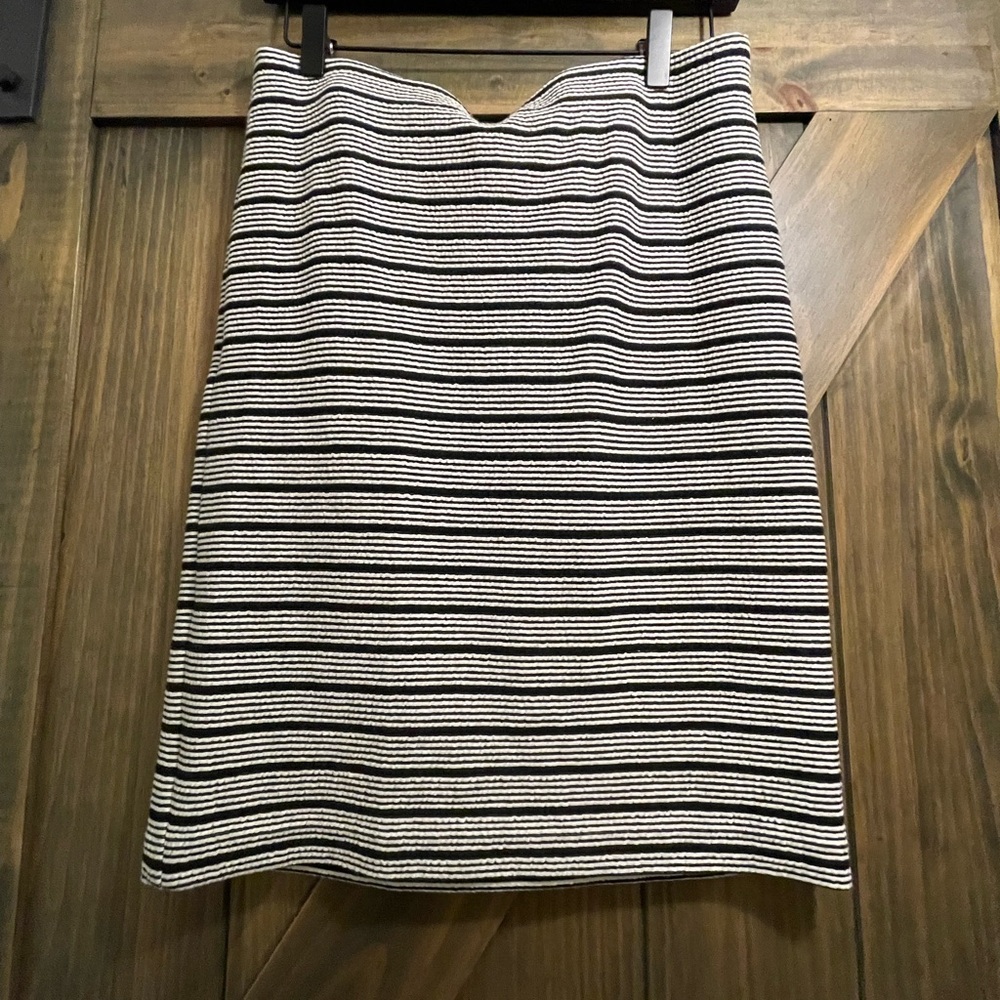 LOFT Black and White Striped Pencil Skirt